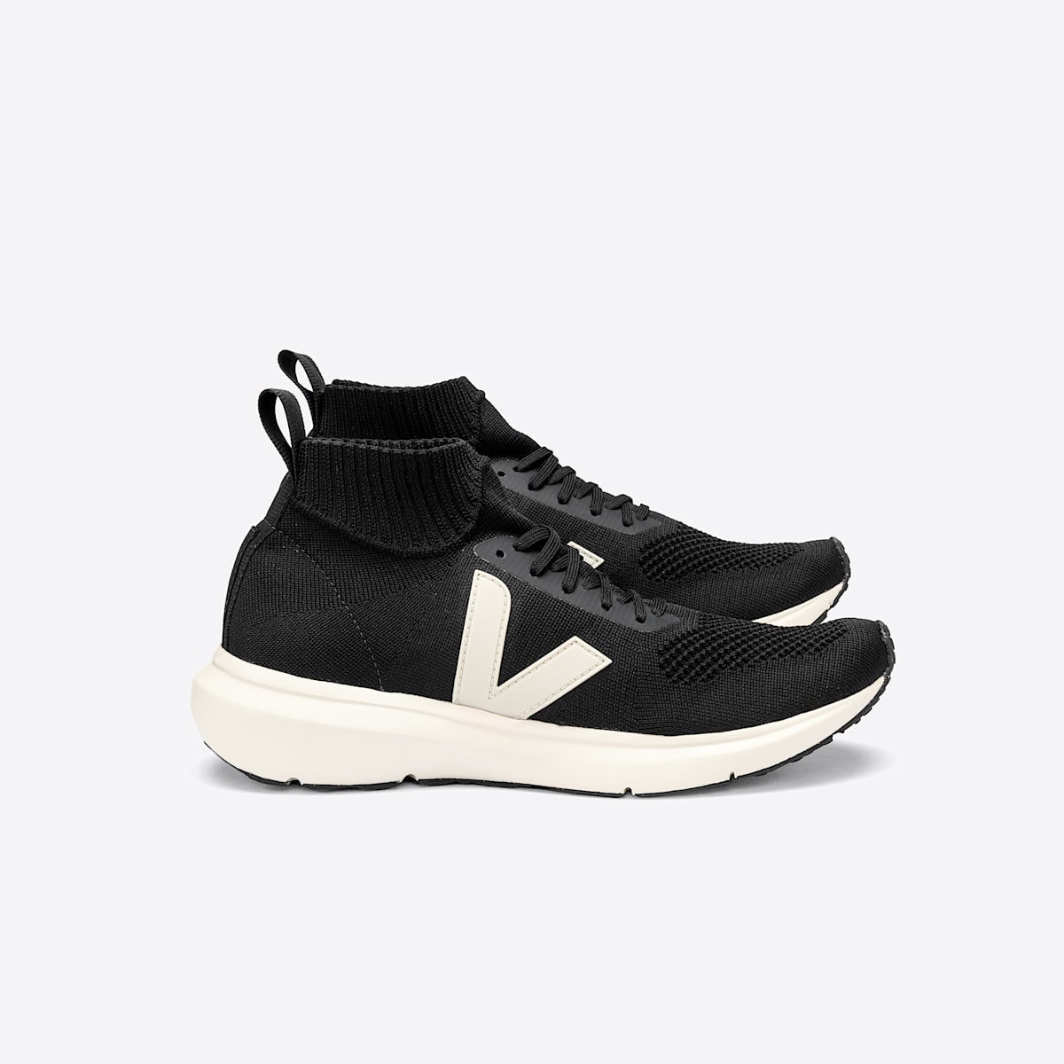 VEJA X RICK OWENS MID BLACK PIERRE