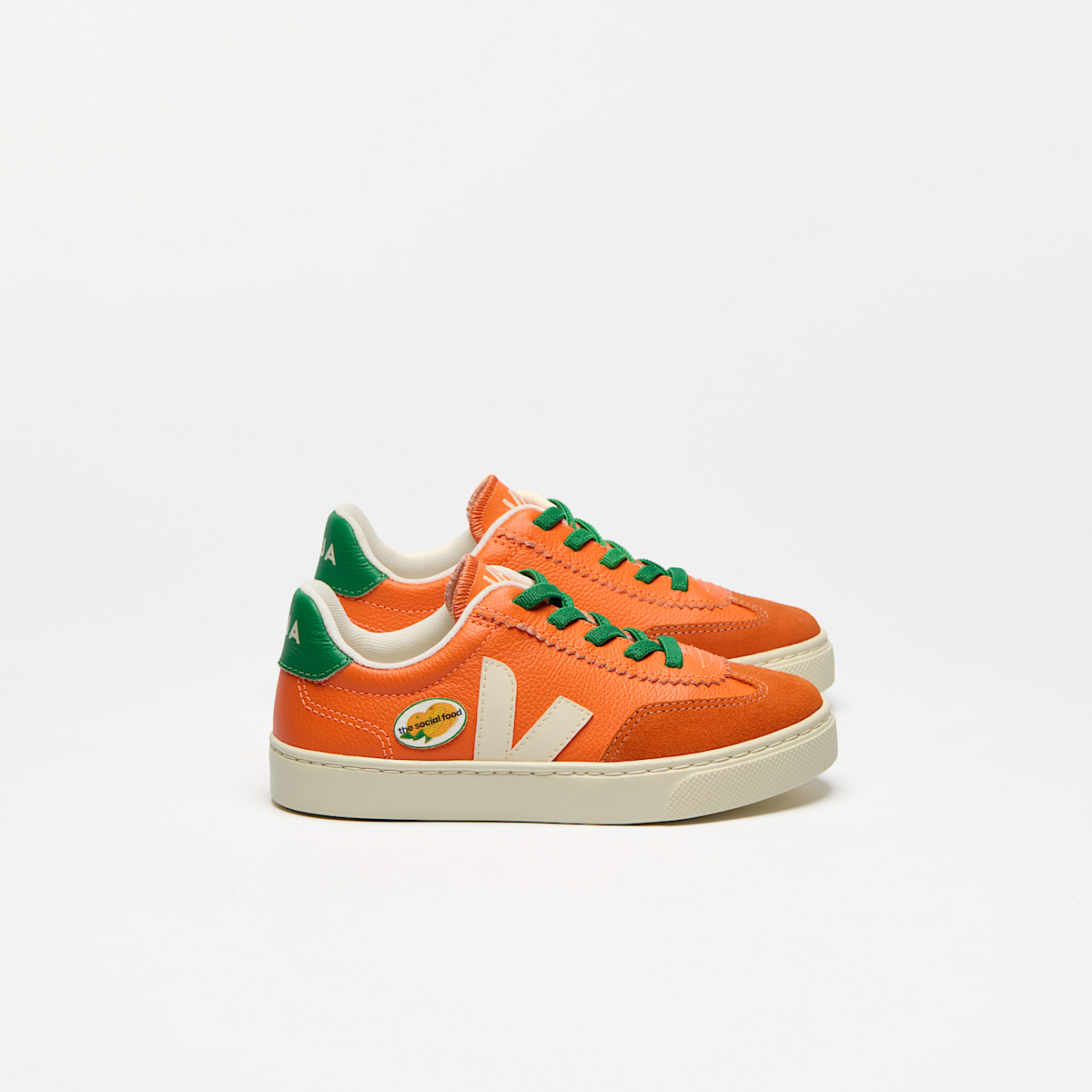 VOLLEY LEATHER VEJA X THE SOCIAL FOOD FURY CALCAIRE